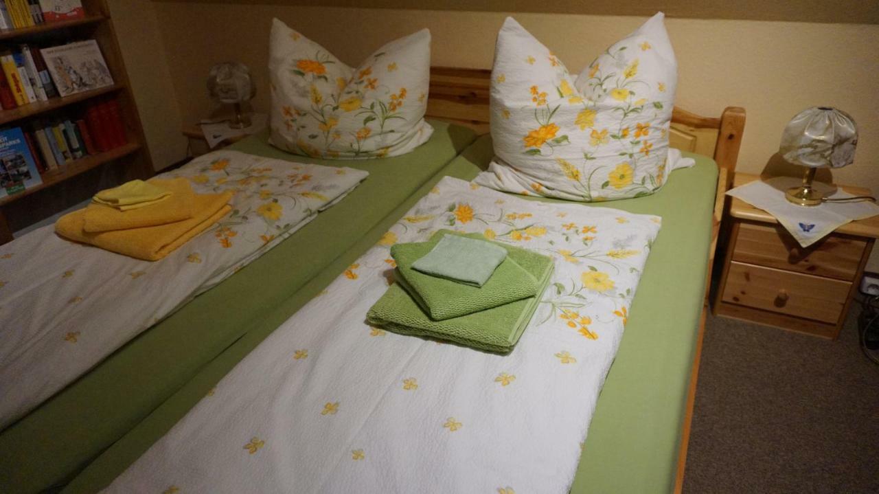 Gaestezimmer Charlotte Drezno Zewnętrze zdjęcie